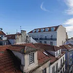 Cosy Apartment In Bairro Alto By Lovelystay