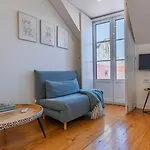 Cosy Apartment In Bairro Alto By Lovelystay
