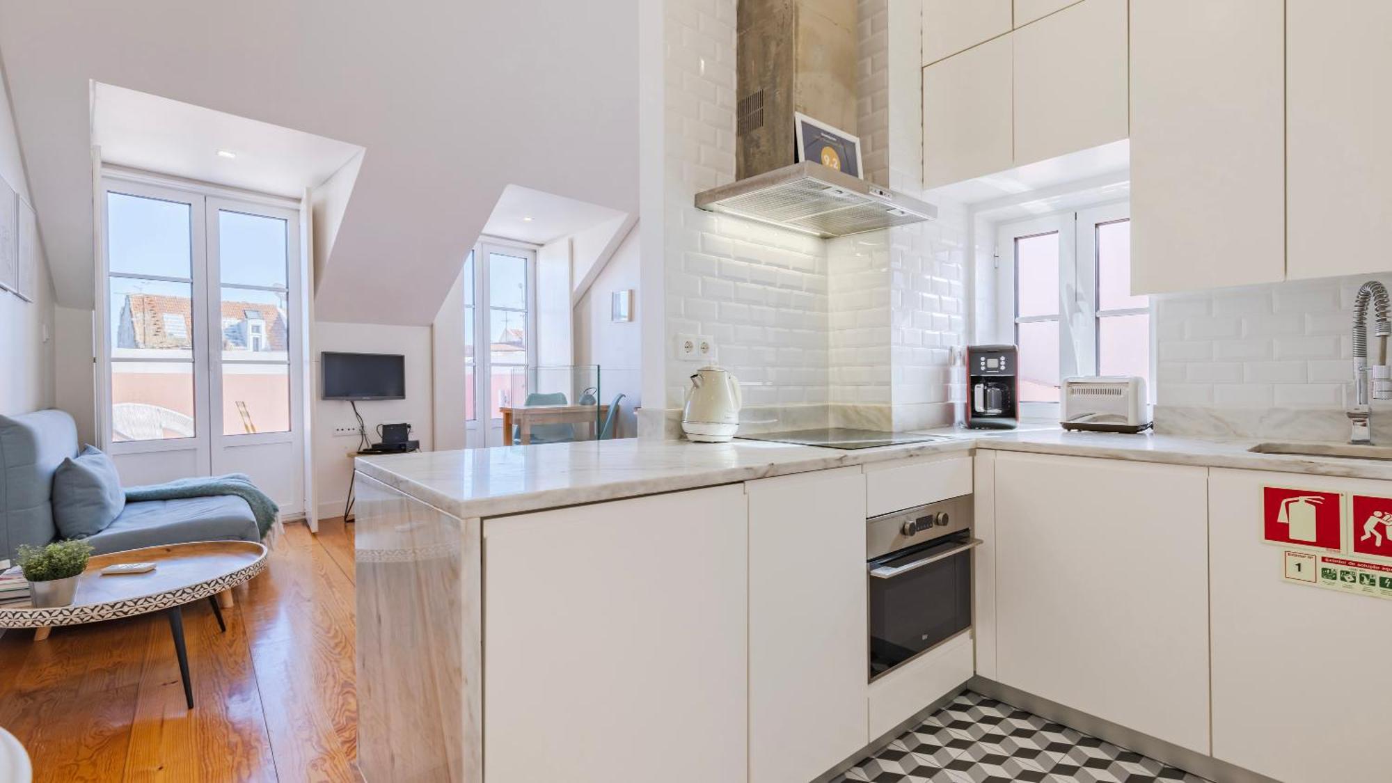 Apartment Cosy In Bairro Alto By Lovelystay *
