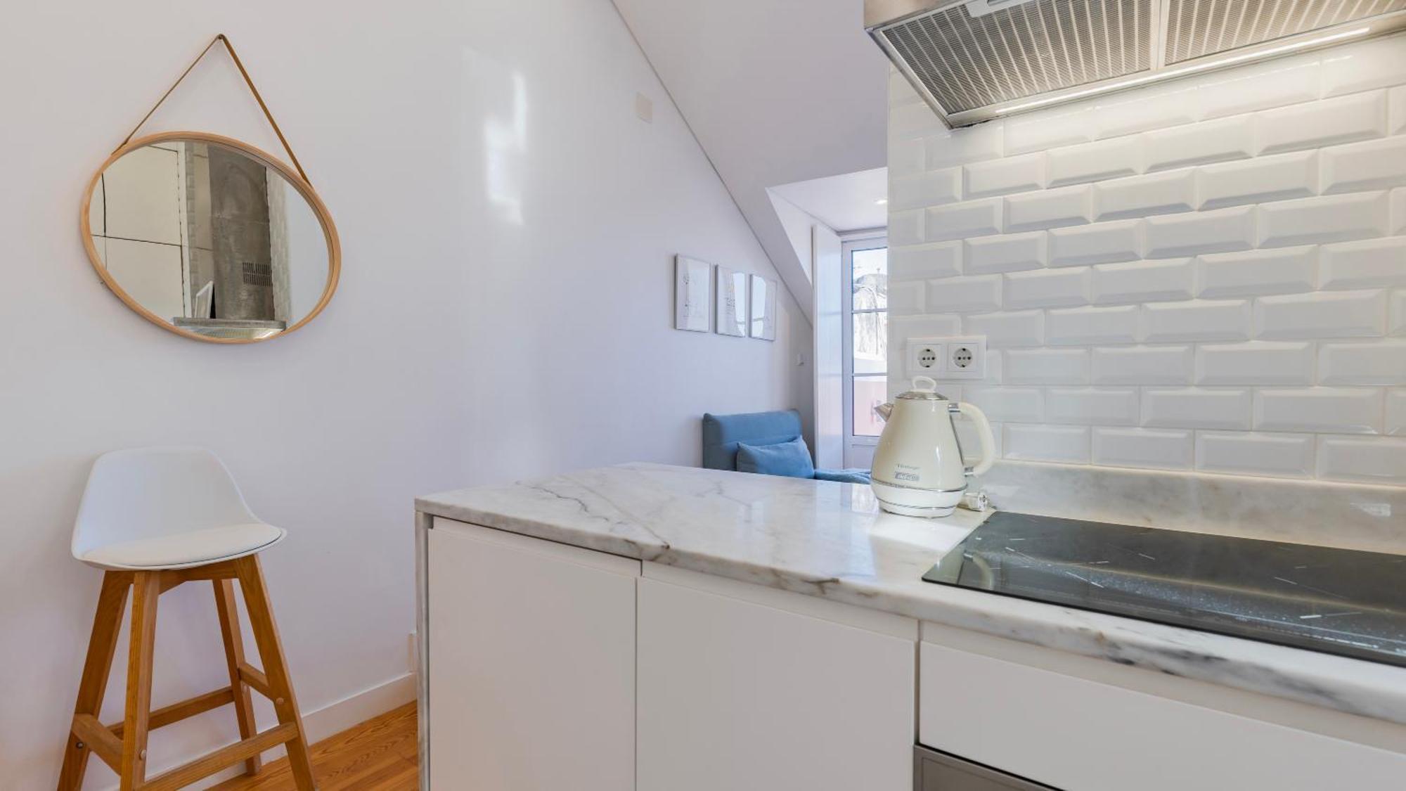 Cosy In Bairro Alto By Lovelystay Lisbon